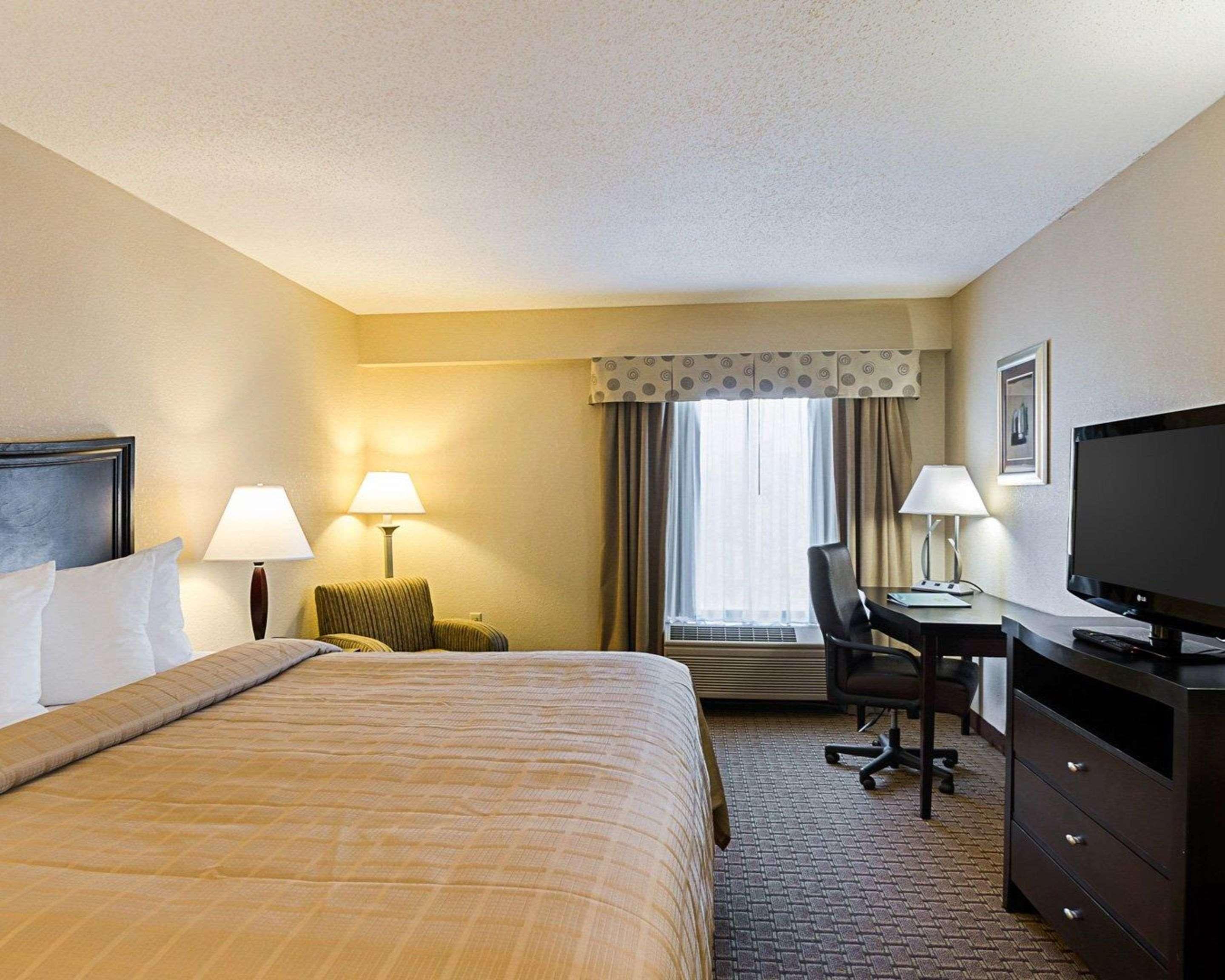 Quality Inn Troutville - Roanoke North Extérieur photo