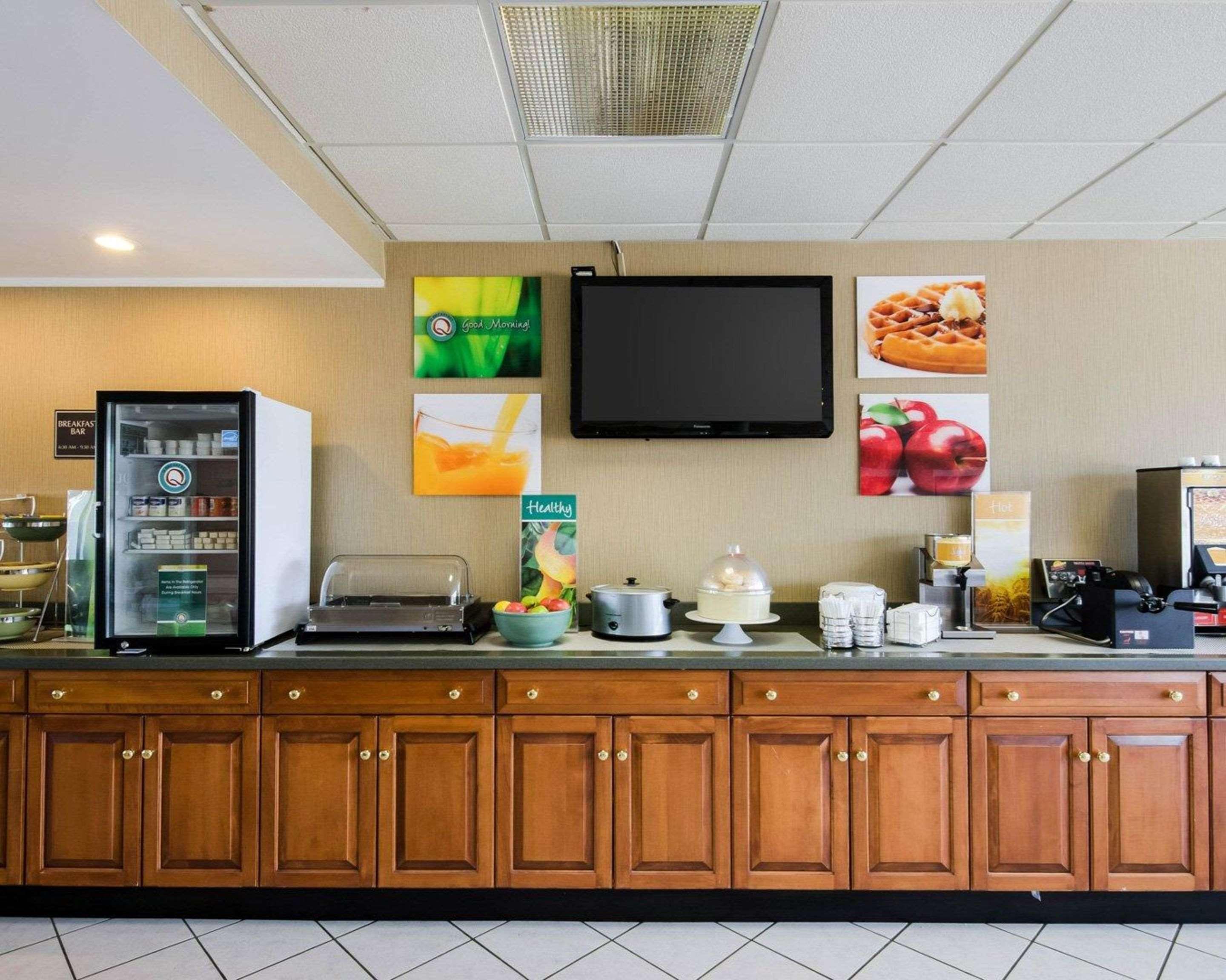 Quality Inn Troutville - Roanoke North Extérieur photo
