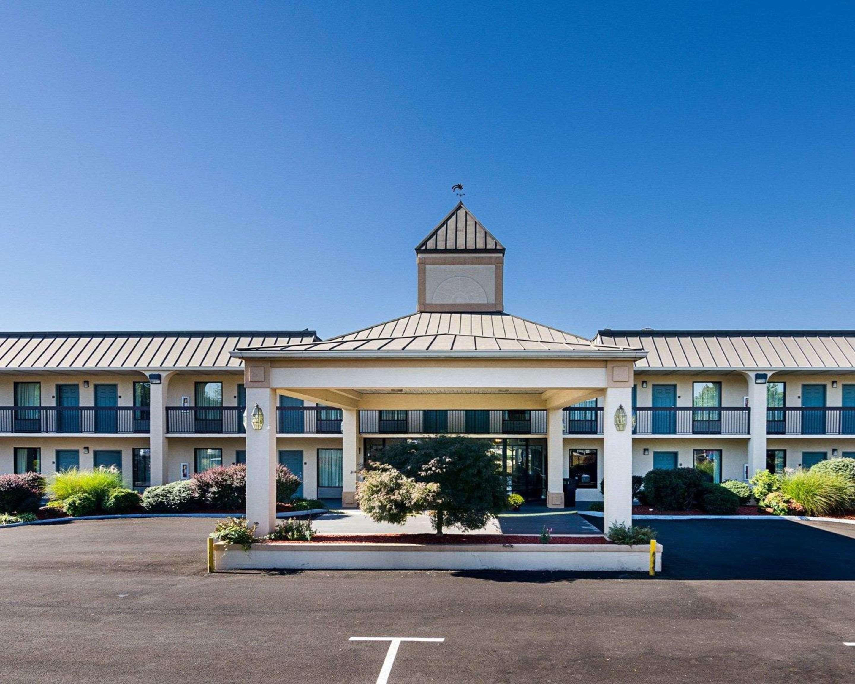 Quality Inn Troutville - Roanoke North Extérieur photo