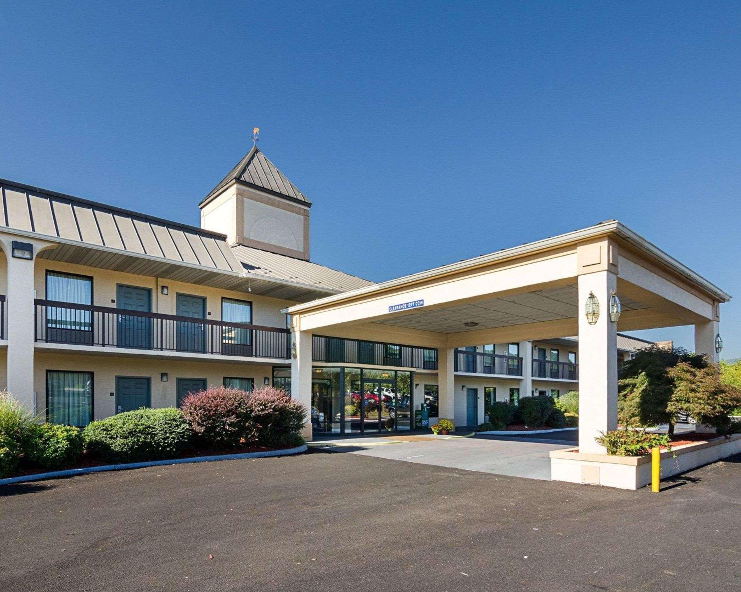 Quality Inn Troutville - Roanoke North Extérieur photo