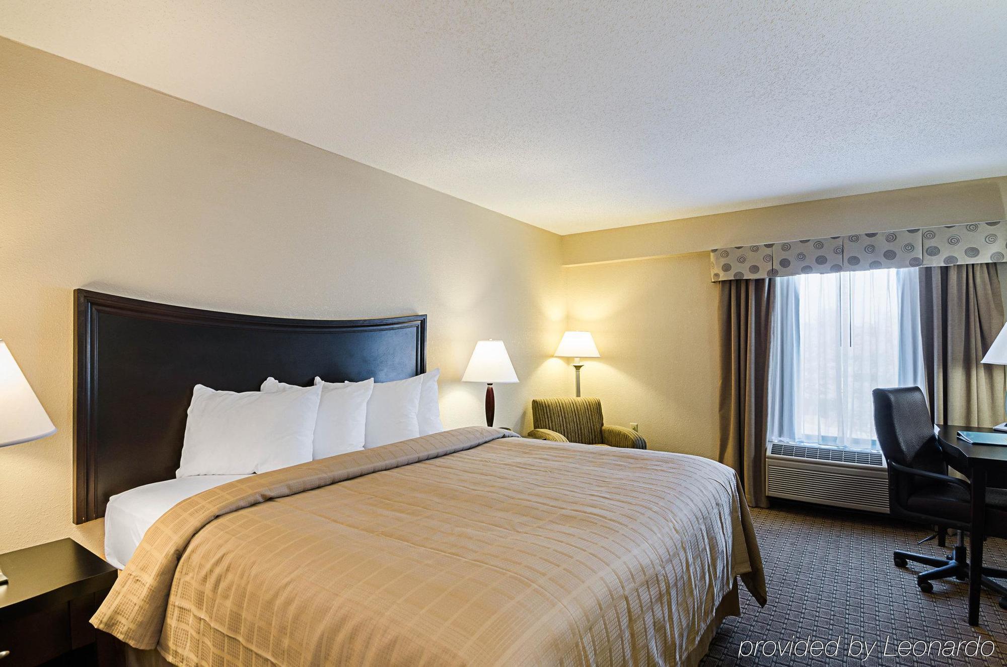 Quality Inn Troutville - Roanoke North Extérieur photo
