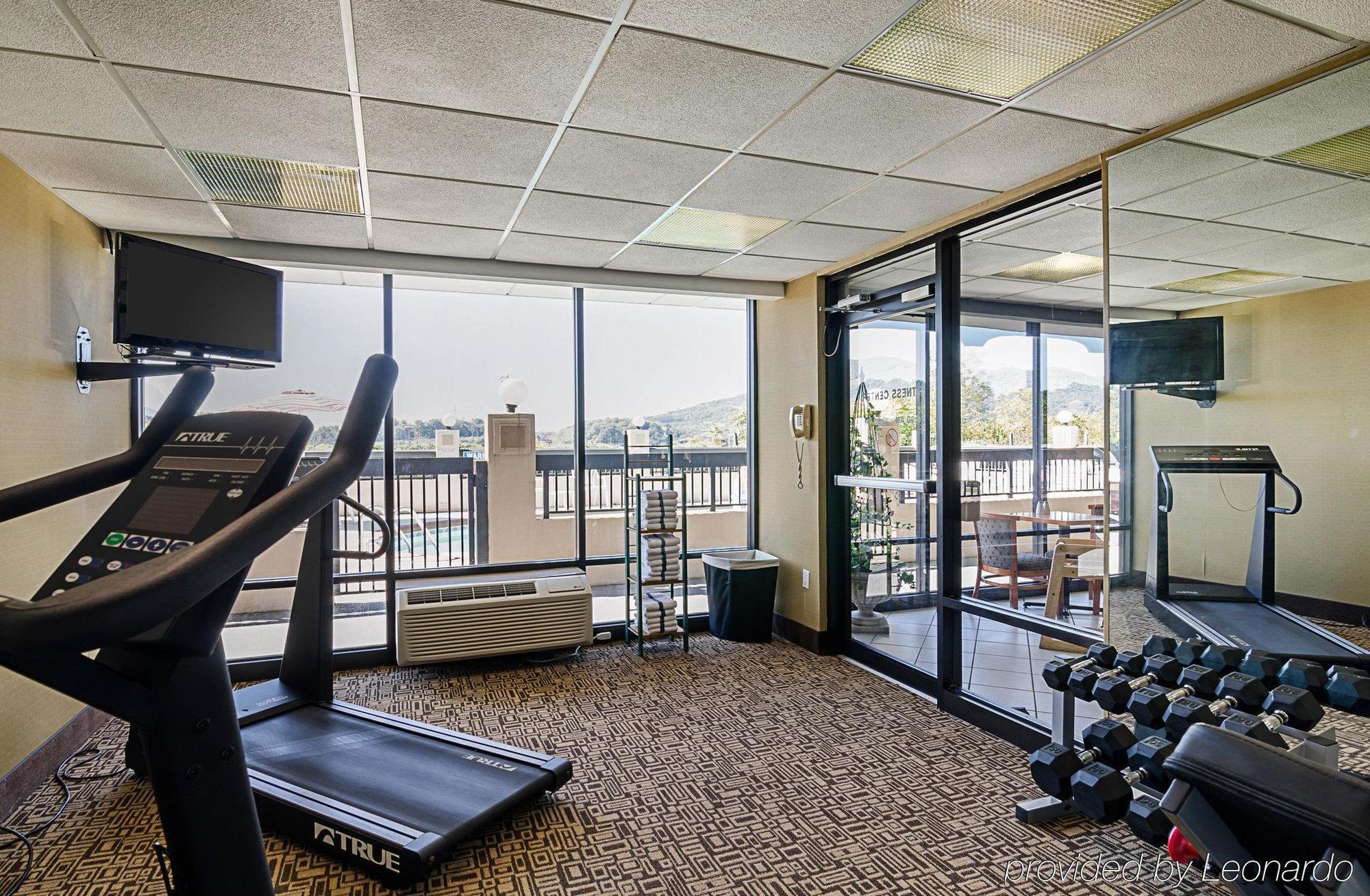 Quality Inn Troutville - Roanoke North Extérieur photo
