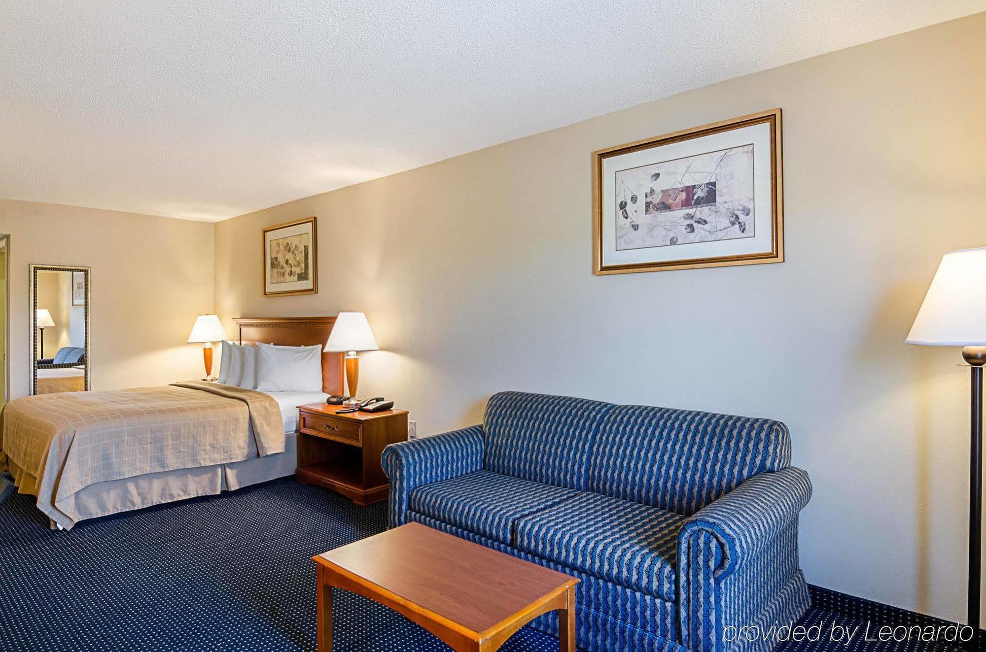 Quality Inn Troutville - Roanoke North Extérieur photo