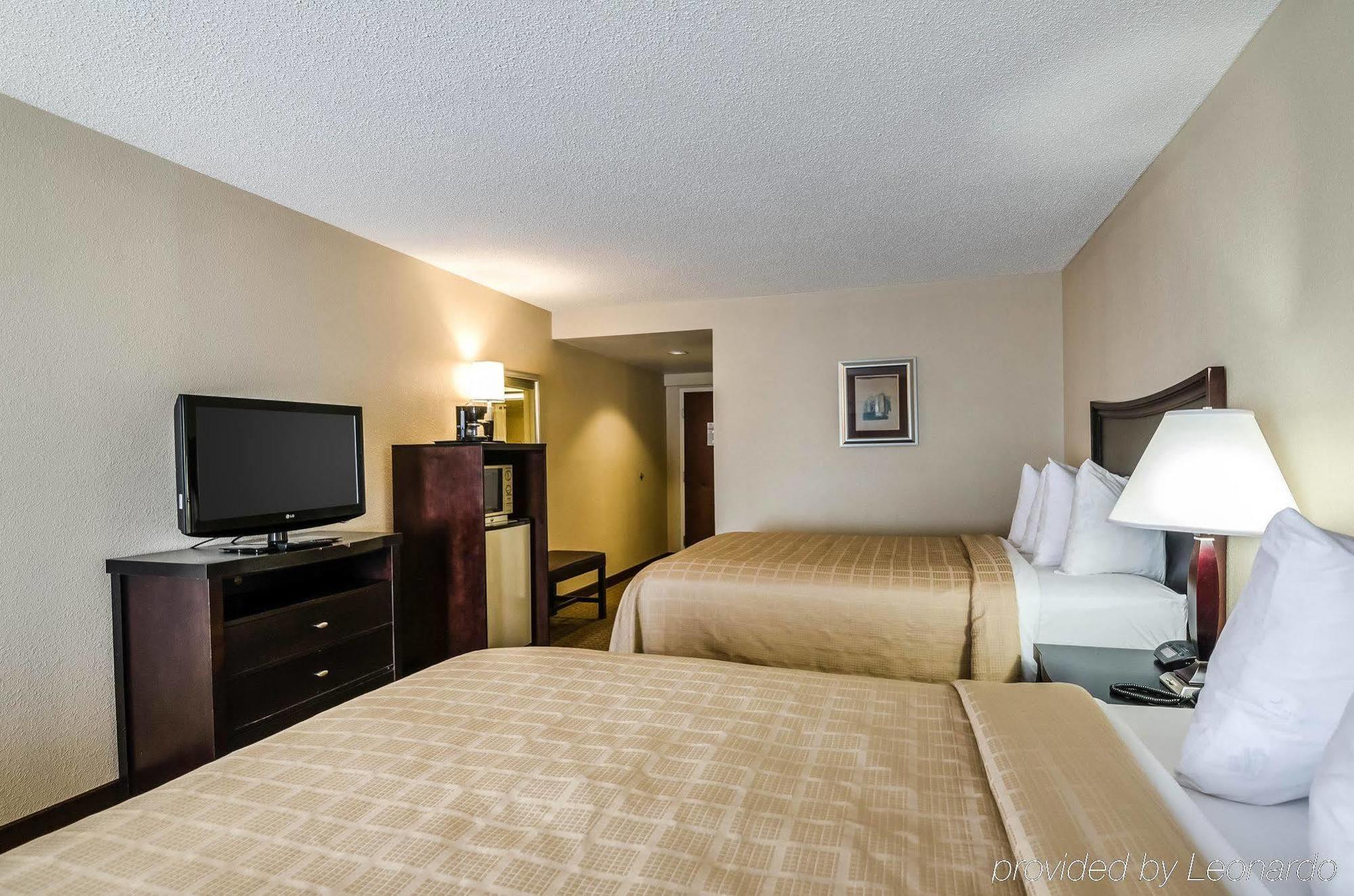 Quality Inn Troutville - Roanoke North Extérieur photo