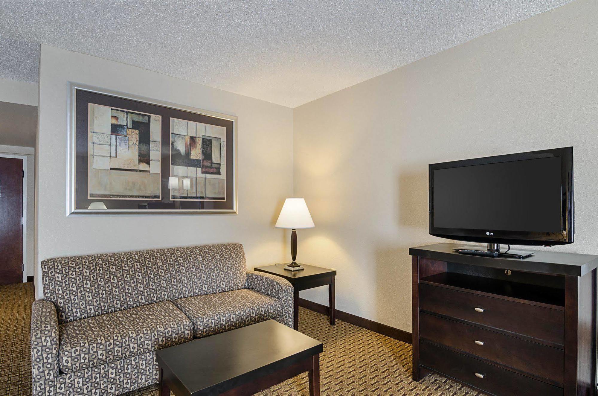 Quality Inn Troutville - Roanoke North Extérieur photo